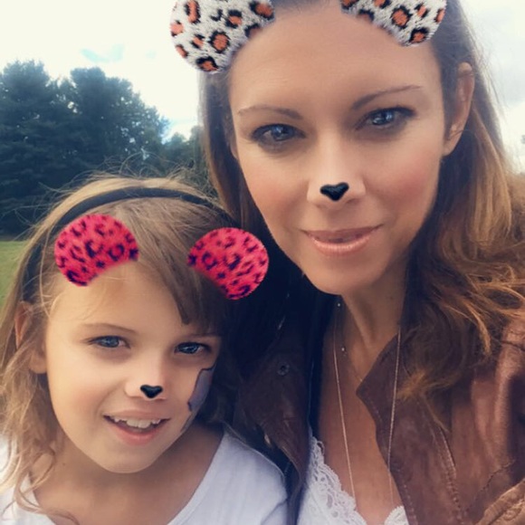 Meet your Posher, Jennifer - Picture 8 of 8